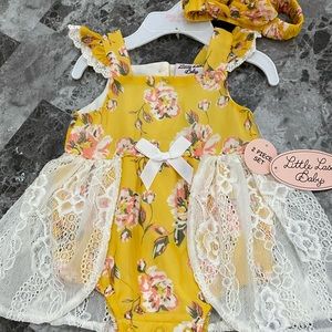 NWT-adorable 3/6 month dress